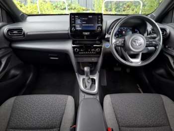 Used Toyota Yaris Cross 2022 for sale - 75386510: Photo