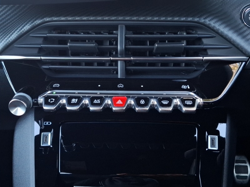 Used Peugeot 208 2024 for sale - 76699800: Photo 15