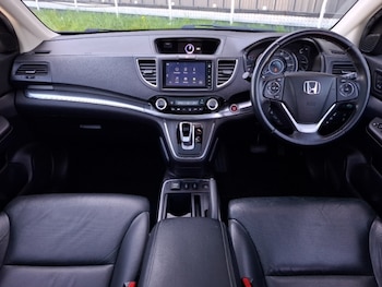 Used Honda CR-V 2017 for sale - 78112944: Photo