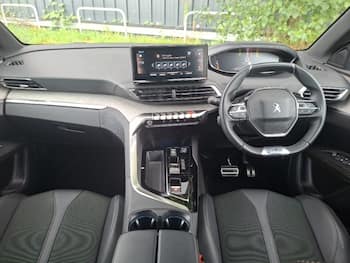 Used Peugeot 5008 2023 for sale - 79673325: Photo