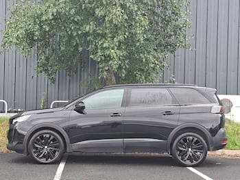 Used Peugeot 5008 2023 for sale - 79673325: Photo