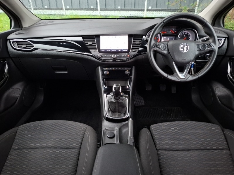 Used Vauxhall Astra 2019 for sale - 76414845: Photo 2