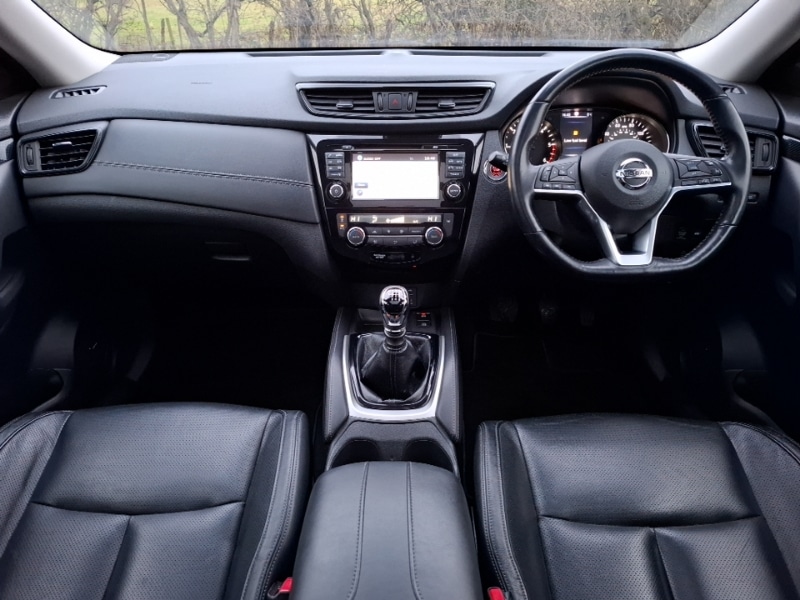 Used Nissan X-Trail 2018 for sale - 77731604: Photo 2