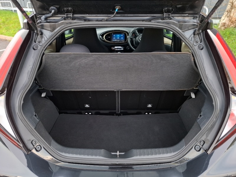 Used Toyota Aygo X 2022 for sale - 77956512: Photo 8