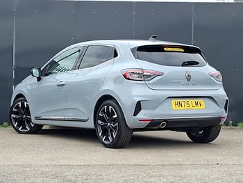Used Renault Clio 2025 for sale - 79610596: Photo