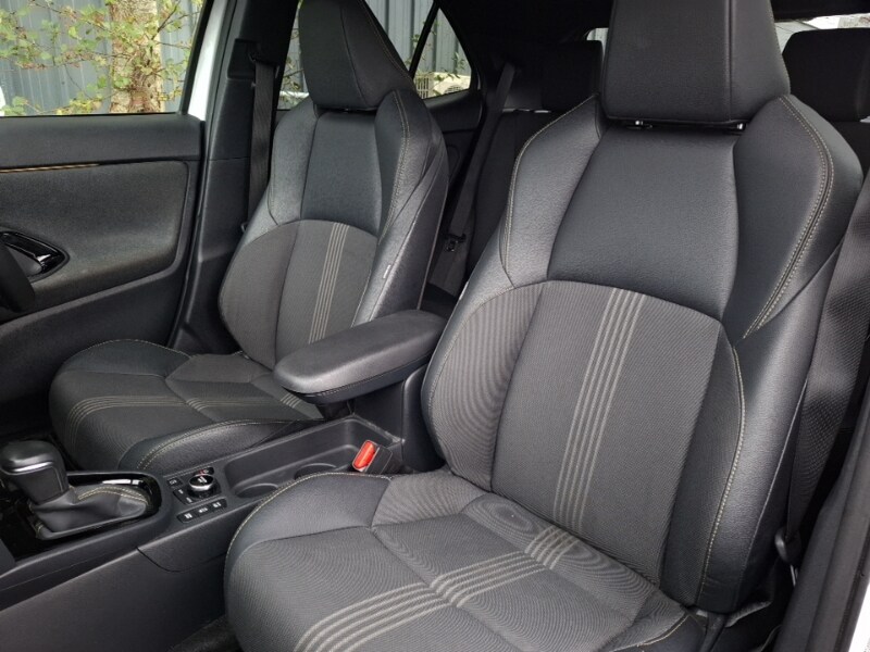 Used Toyota Yaris Cross 2022 for sale - 77273438: Photo 15