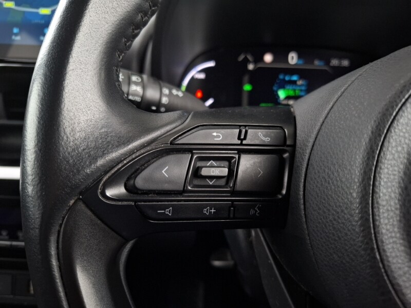 Used Toyota Yaris Cross 2022 for sale - 77273438: Photo 17