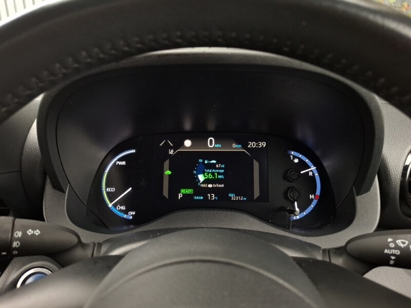 Used Toyota Yaris Cross 2022 for sale - 77273438: Photo 19