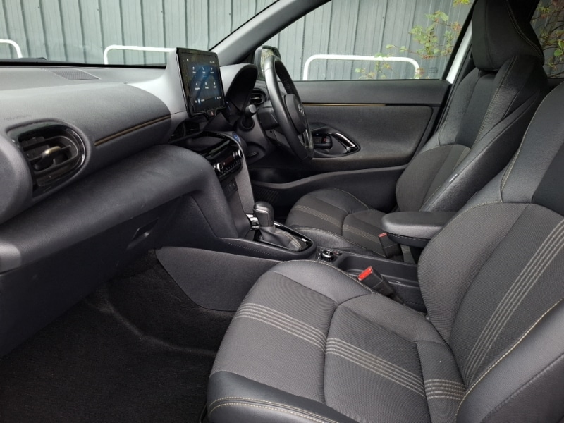 Used Toyota Yaris Cross 2022 for sale - 77273438: Photo 5