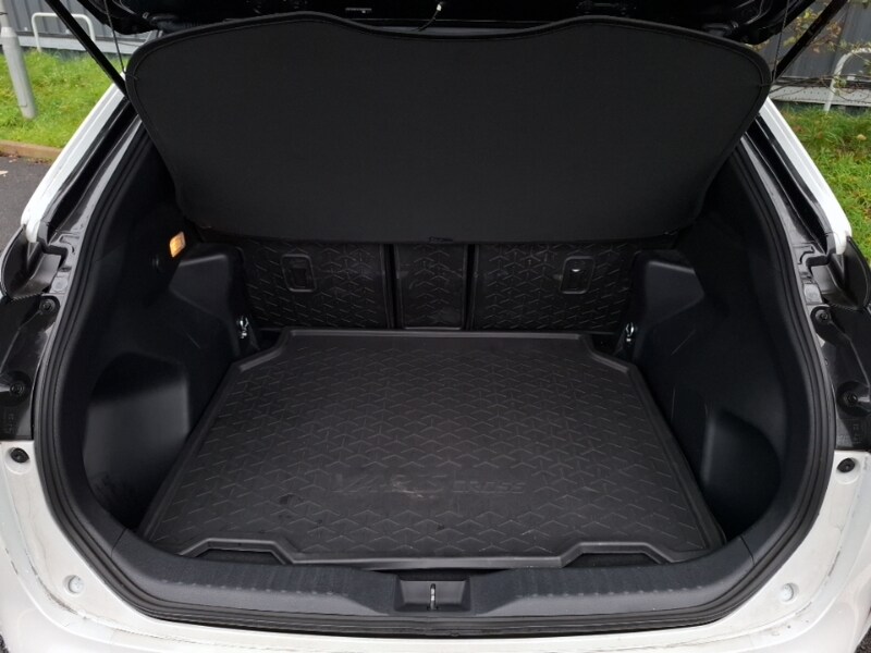 Used Toyota Yaris Cross 2022 for sale - 77273438: Photo 8