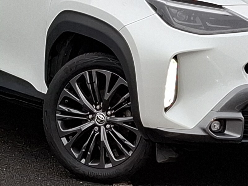 Used Toyota Yaris Cross 2022 for sale - 77273438: Photo 9