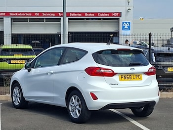 Used Ford Fiesta 2018 for sale - 79549760: Photo