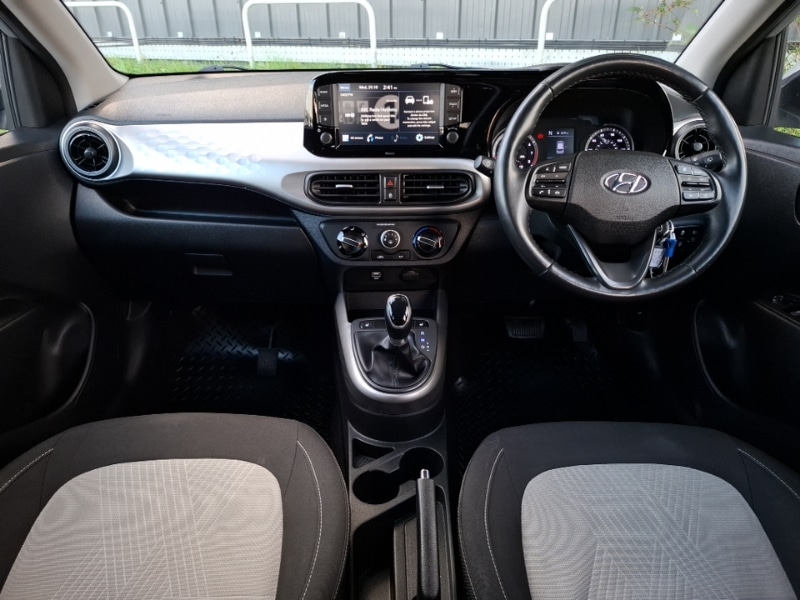 Used Hyundai i10 2021 for sale - 76408015: Photo 2