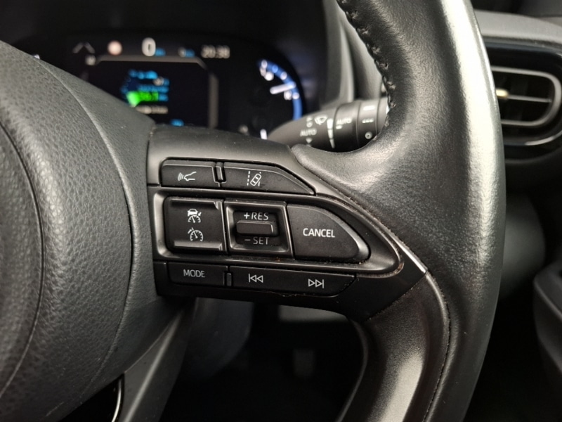 Used Toyota Yaris Cross 2022 for sale - 76707934: Photo 18