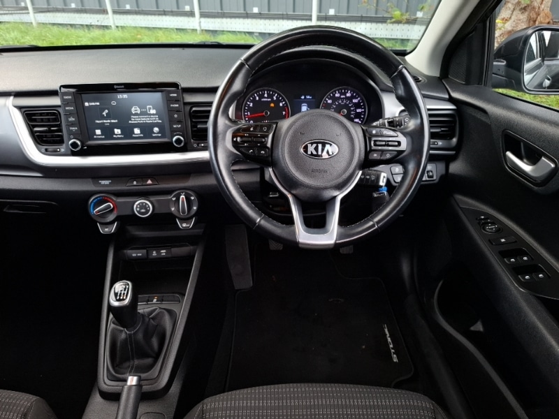 Used Kia Stonic 2018 for sale - 76464998: Photo 7