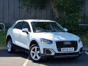 Audi - Q2