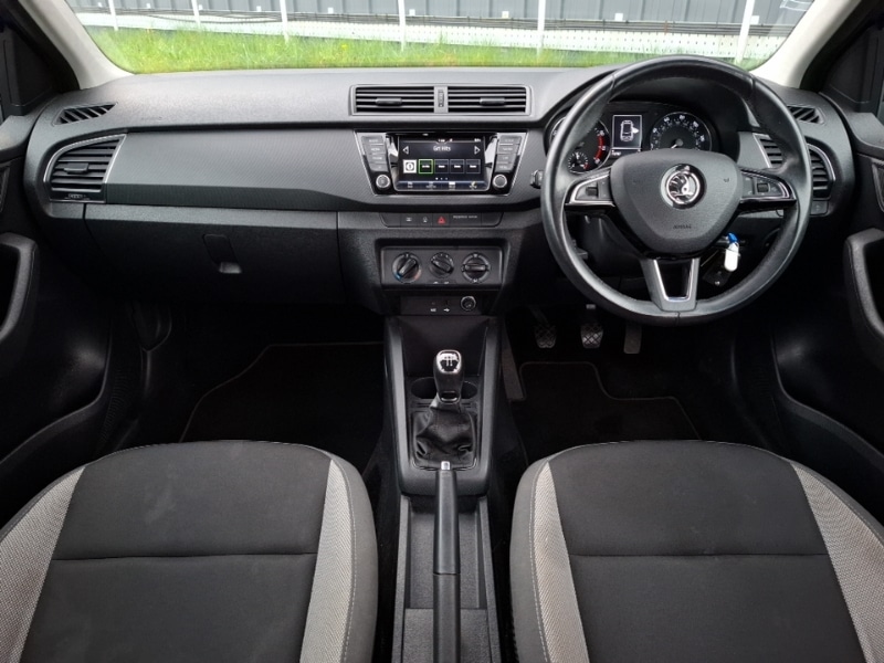 Used Skoda Fabia 2018 for sale - 77992420: Photo 2