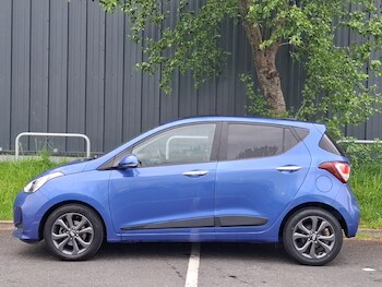 Used Hyundai i10 2019 for sale - 78546310: Photo