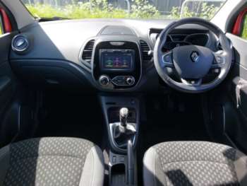 Used Renault Captur 2017 for sale - 74660670: Photo
