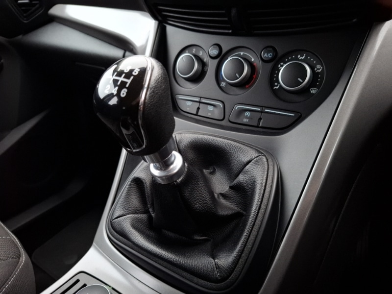 Used Ford Kuga 2015 for sale - 76974991: Photo 14