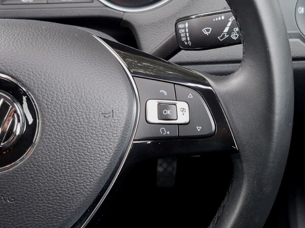 Used Volkswagen Polo 2015 for sale - 76309170: Photo 11