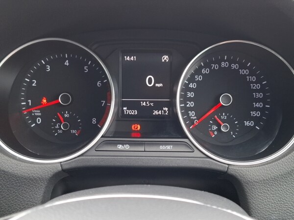 Used Volkswagen Polo 2015 for sale - 76309170: Photo 15