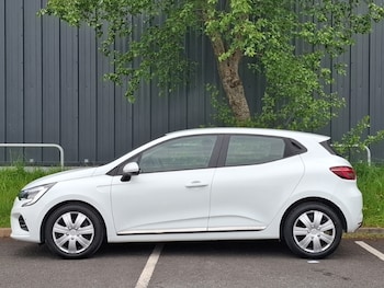Used Renault Clio 2020 for sale - 79425035: Photo