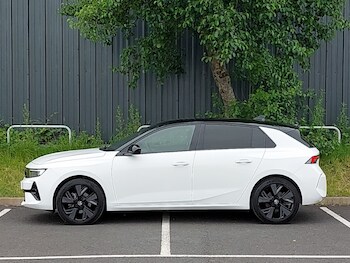 Used Vauxhall Astra 2024 for sale - 77761312: Photo