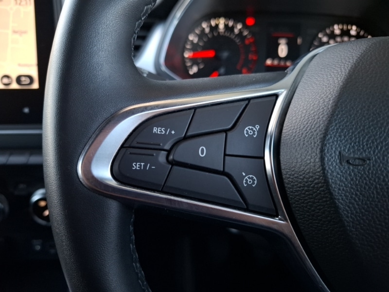 Used Renault Captur 2022 for sale - 76795347: Photo 17