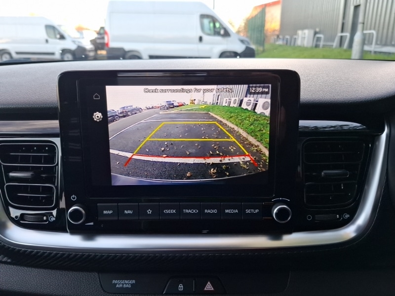 Used Kia Stonic 2022 for sale - 76651909: Photo 16