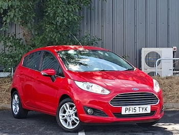 Used Ford Fiesta 2015 for sale - 79420430: Photo