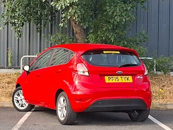 Used Ford Fiesta 2015 for sale - 79420430: Photo
