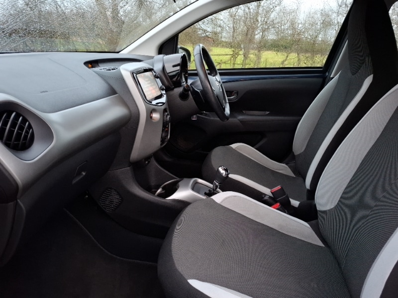 Used Toyota AYGO 2018 for sale - 77453838: Photo 5