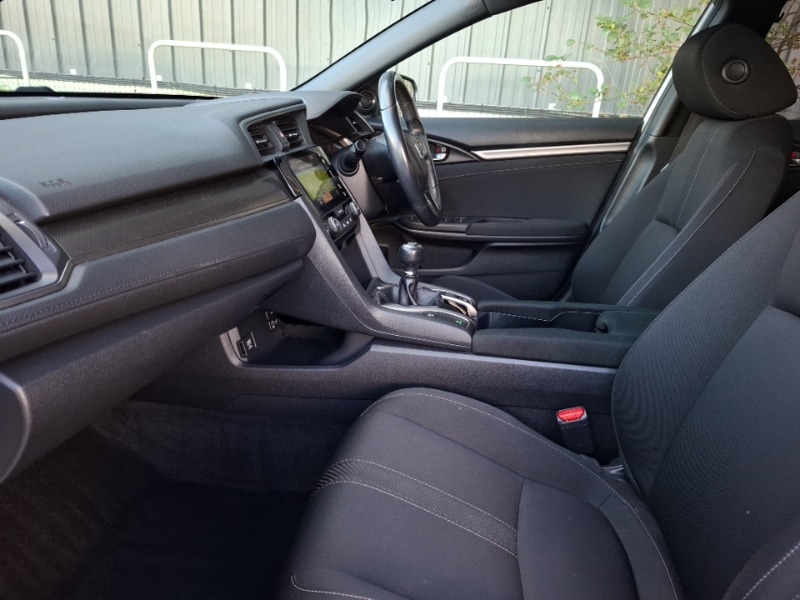 Used Honda Civic 2019 for sale - 76455932: Photo 5