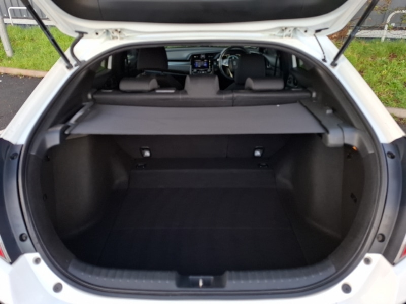 Used Honda Civic 2019 for sale - 76455932: Photo 8