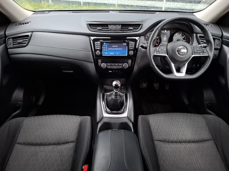 Used Nissan X-Trail 2017 for sale - 77522612: Photo 2