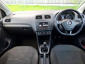 Used Volkswagen Polo 2016 for sale - 78470655: Photo