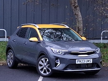 Used Kia Stonic 2023 for sale - 77731592: Photo