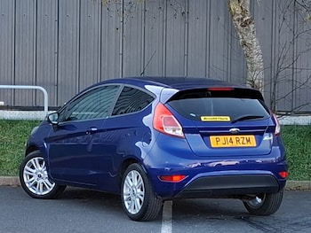 Used Ford Fiesta 2014 for sale - 77731611: Photo