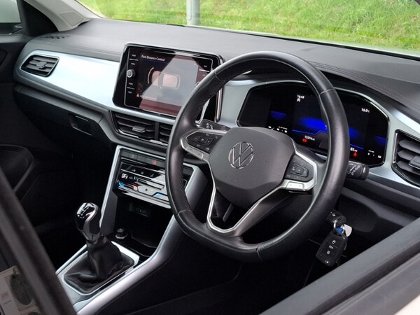 Used Volkswagen T-Roc 2022 for sale - 76108168: Photo 12