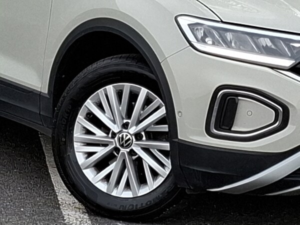 Used Volkswagen T-Roc 2022 for sale - 76108168: Photo 9