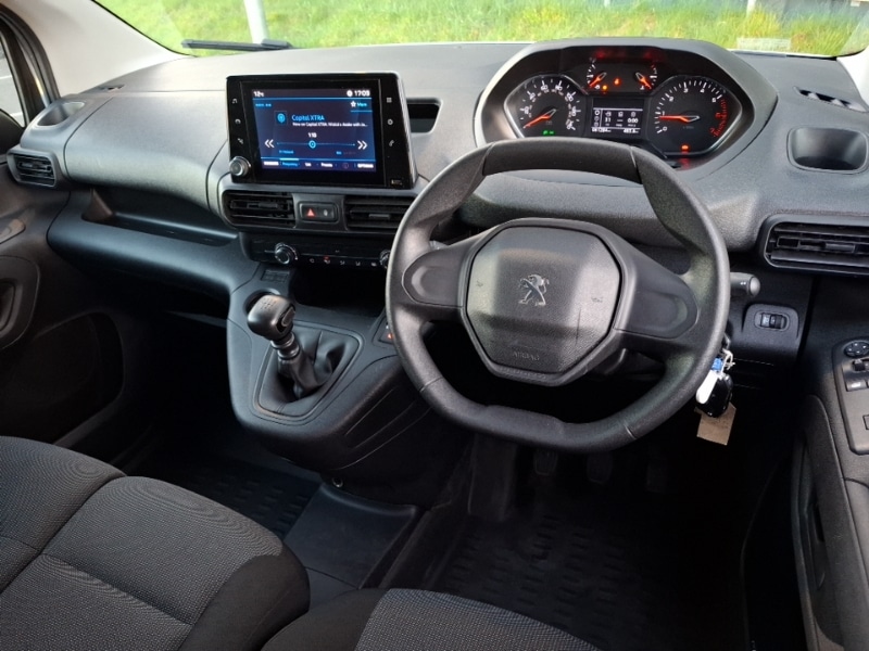 Used Peugeot Partner 2023 for sale - 77956489: Photo 2