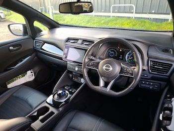 Used Nissan Leaf 2022 for sale - 78211330: Photo