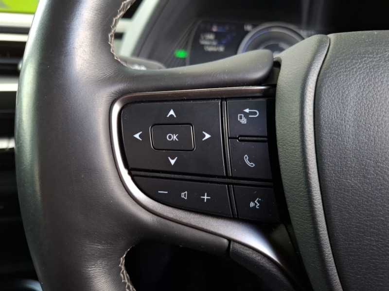 Used Lexus UX 2019 for sale - 76707938: Photo 17