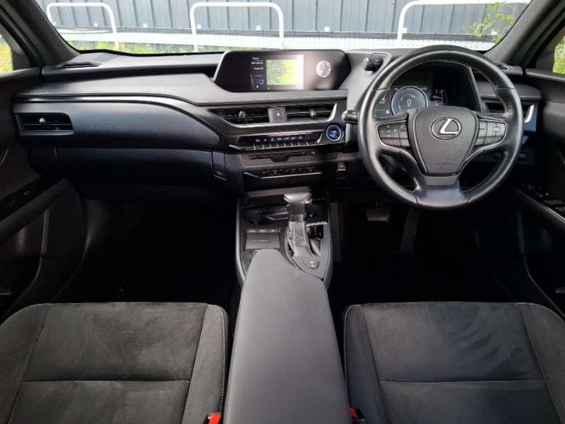 Used Lexus UX 2019 for sale - 76707938: Photo 2