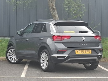 Used Volkswagen T-Roc 2020 for sale - 78342655: Photo