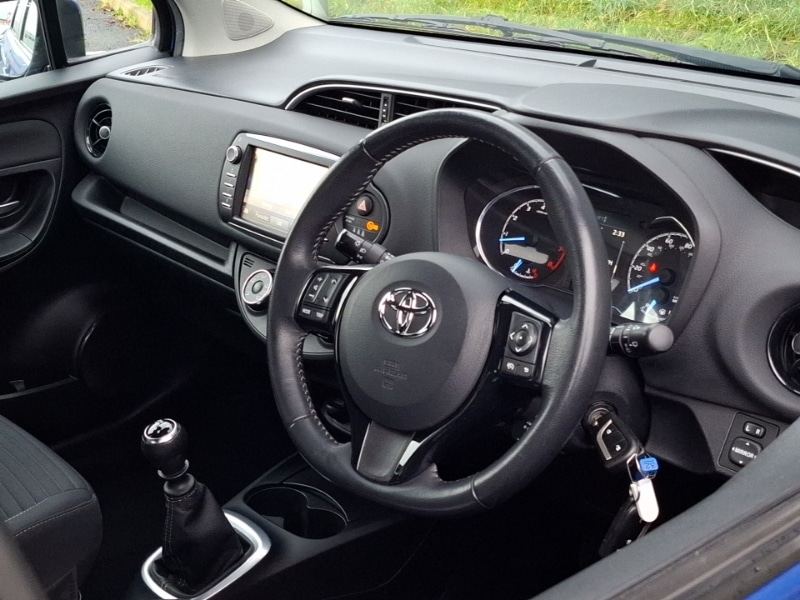 Used Toyota Yaris 2018 for sale - 77278177: Photo 12