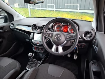 Used Vauxhall ADAM 2018 for sale - 77273204: Photo