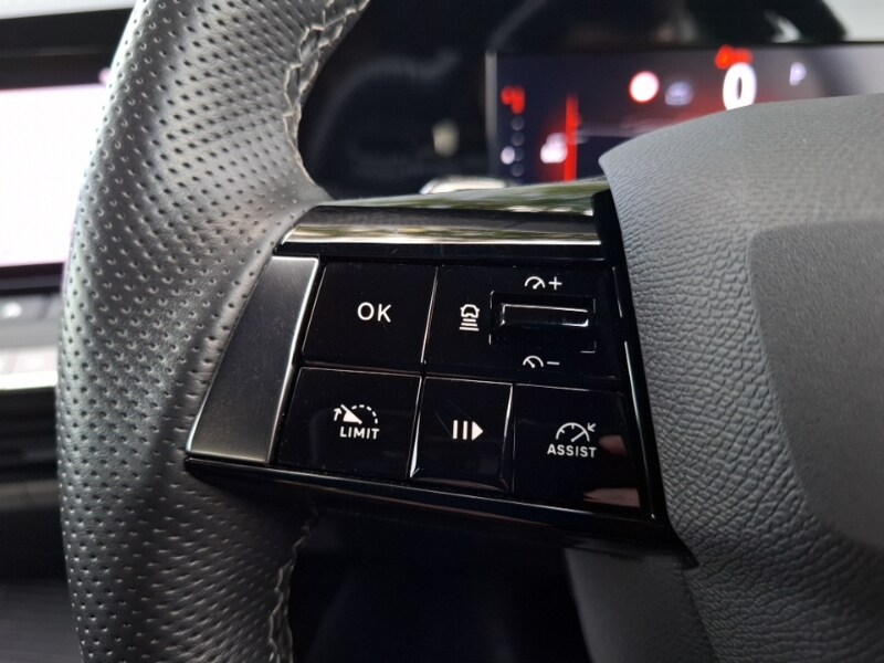 Used Vauxhall Astra 2022 for sale - 76369621: Photo 17