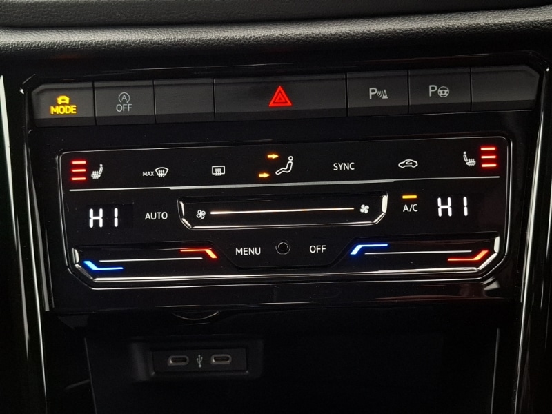 Used Volkswagen T-Roc 2025 for sale - 76763761: Photo 15